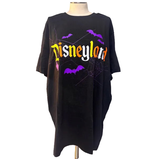 Halloween Black Oversized Graphic T-Shirt – Bats & Spiderweb Design